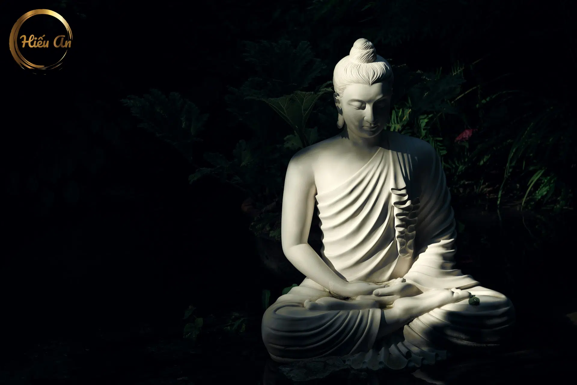 Hũ Tro Cốt Trong Quan Niệm Công Giáo – Nơi An Nghỉ Thánh Thiện Cho Người Thân Yêu